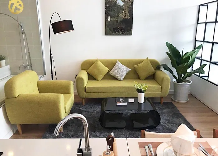 345Ab Business Suite Residences